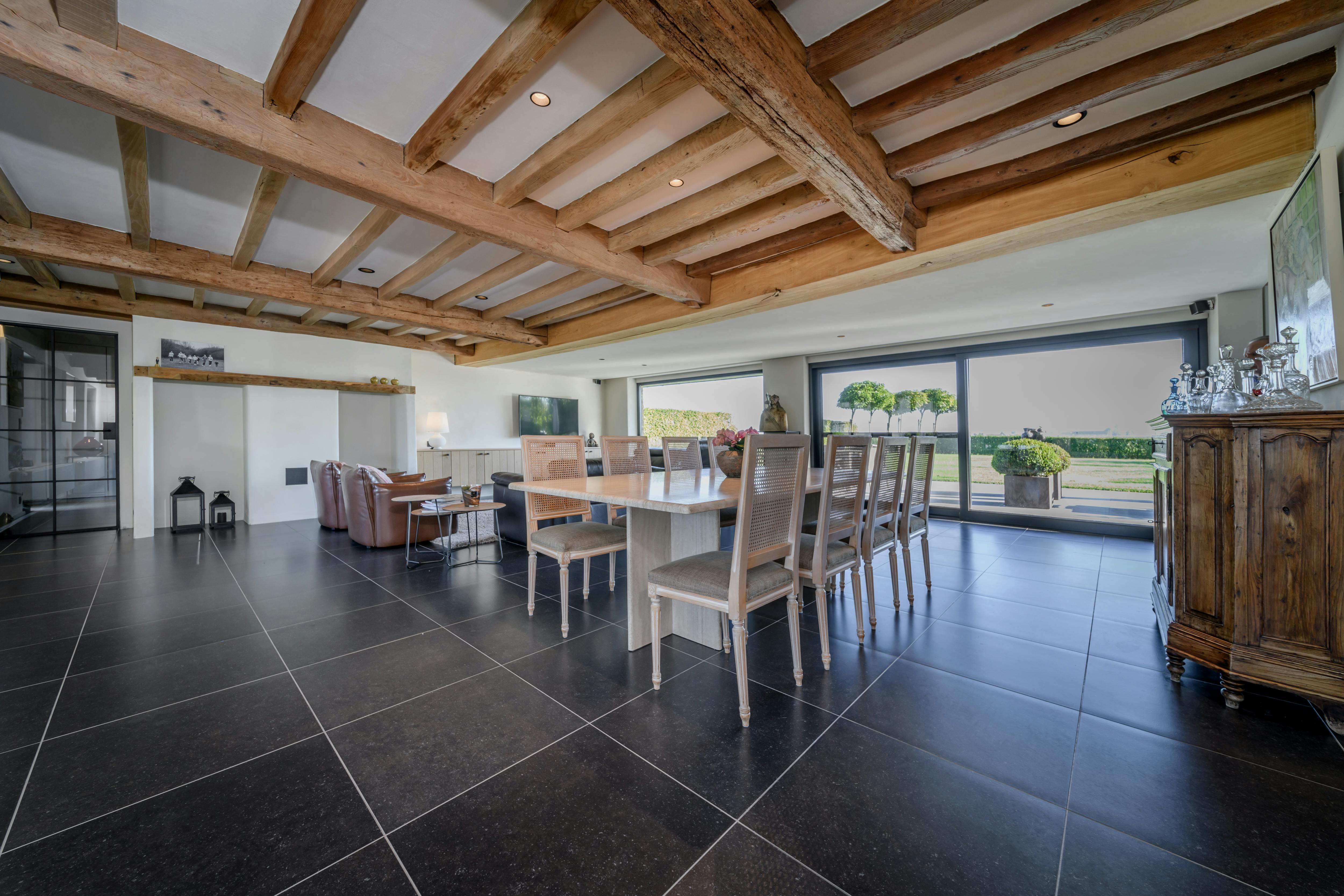 Landelijke eigendom op 9.142m² te koop in Leisele. foto 2