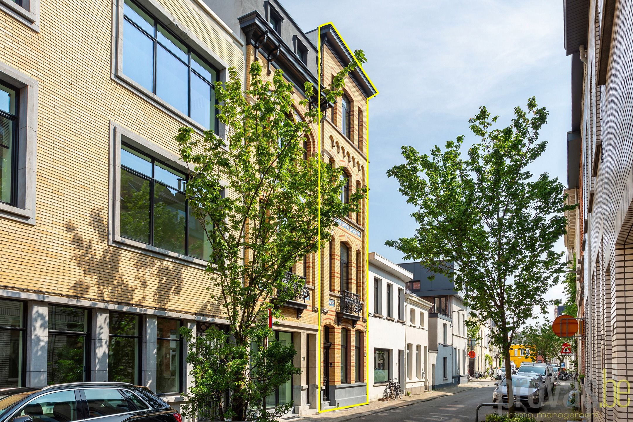 INSTAPKLARE, LUXEWONING MET STADSTUIN EN TERRAS MET A-LABEL foto 4