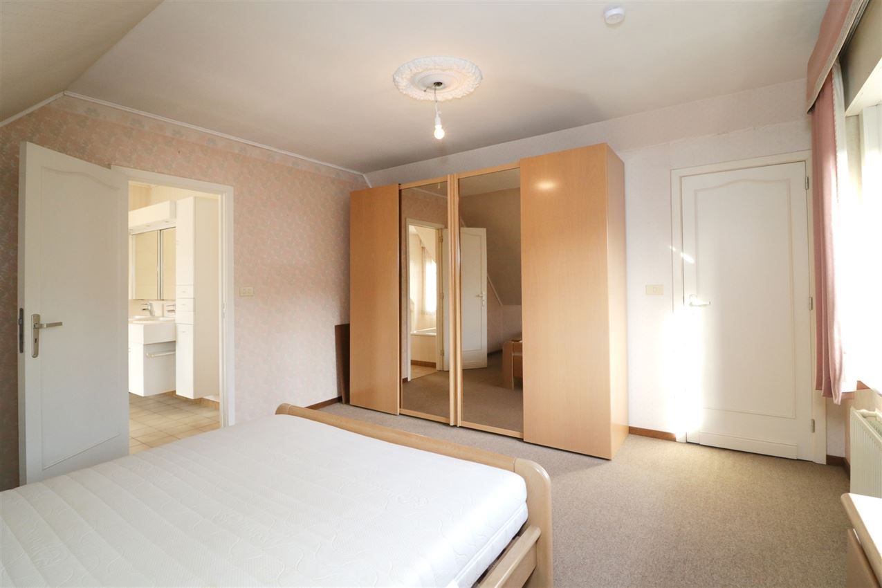 met prachtige tuin, nabij centrum foto 27