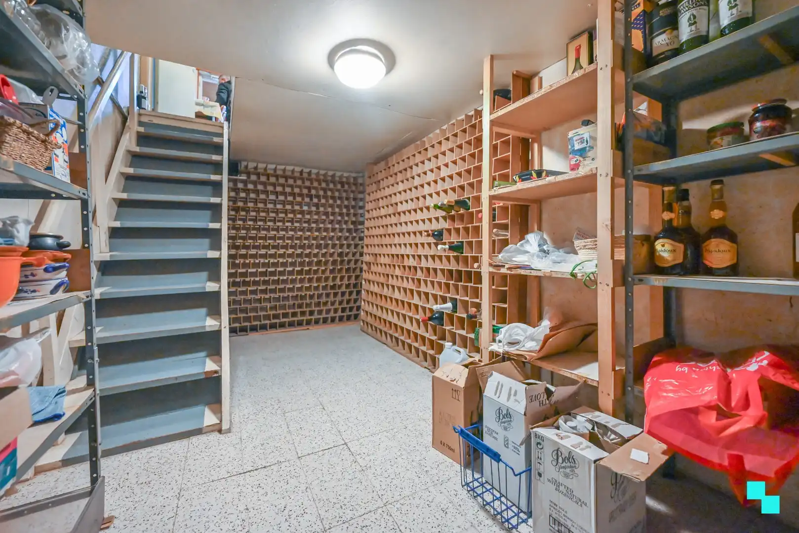 Halfopen woning in doodlopende straat te Sint-Eloois-Winkel foto 16