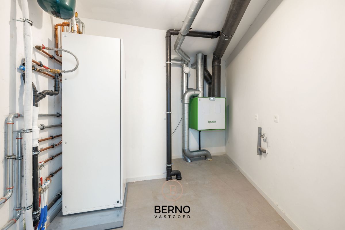 IN OPTIE! Architecturale parel met tuin en vergezicht (6% BTW) foto 7