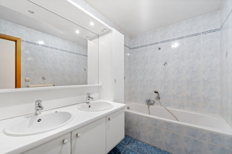 Ruime duplex appartement 2 slpk nabij centrum Zele! foto 9