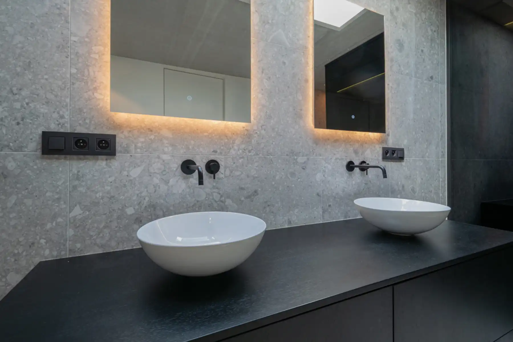 ENERGIEZUINIGE CONCRETE HOUSE OP TOPLOCATIE foto 16