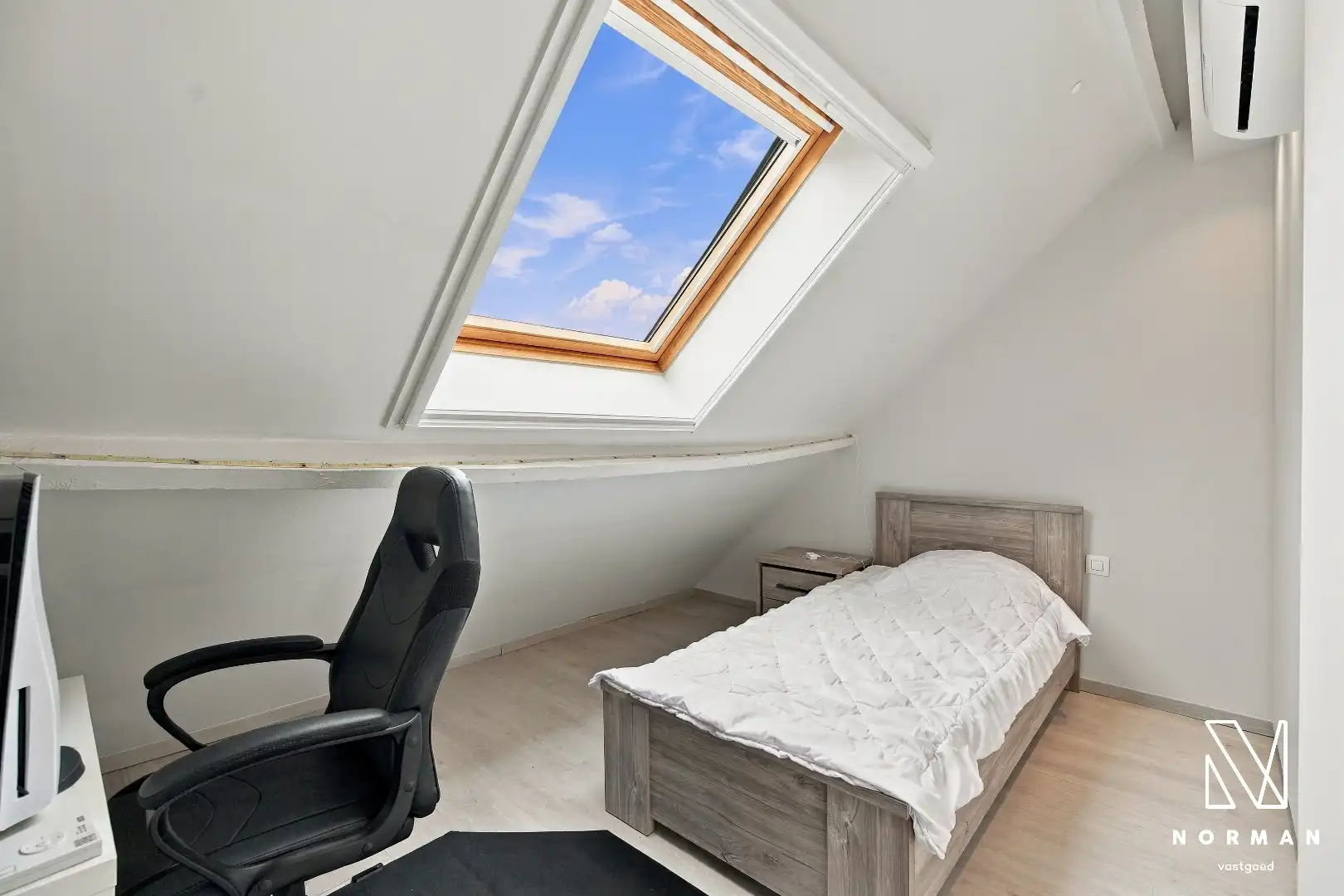 Instapklare woning (EPC B) met 4 slks en grote garage te Oudenaarde.  foto 9