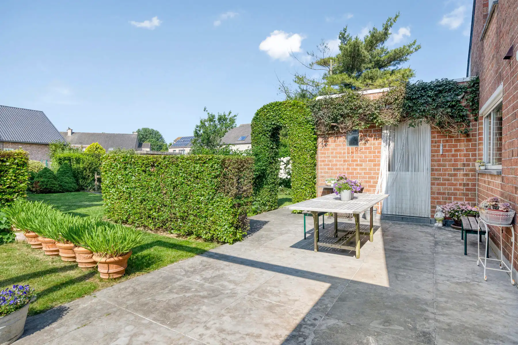 Ruime villa met praktijk! foto 30