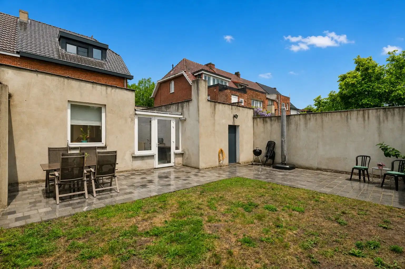 Ruime halfopen bebouwing met 4 slpk en zonnige tuin foto 24