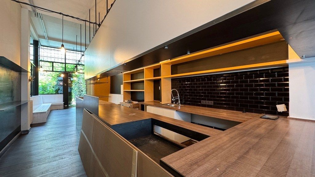 Commercieel horecapand te huur in bruisende buurt in Gent foto 4