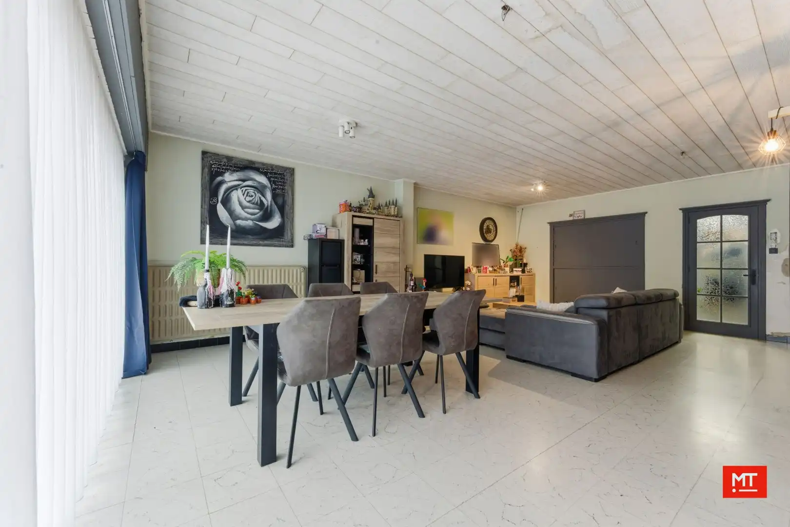 Bijzonder ruime woning met atelier in het centrum Zonnebeke foto 4