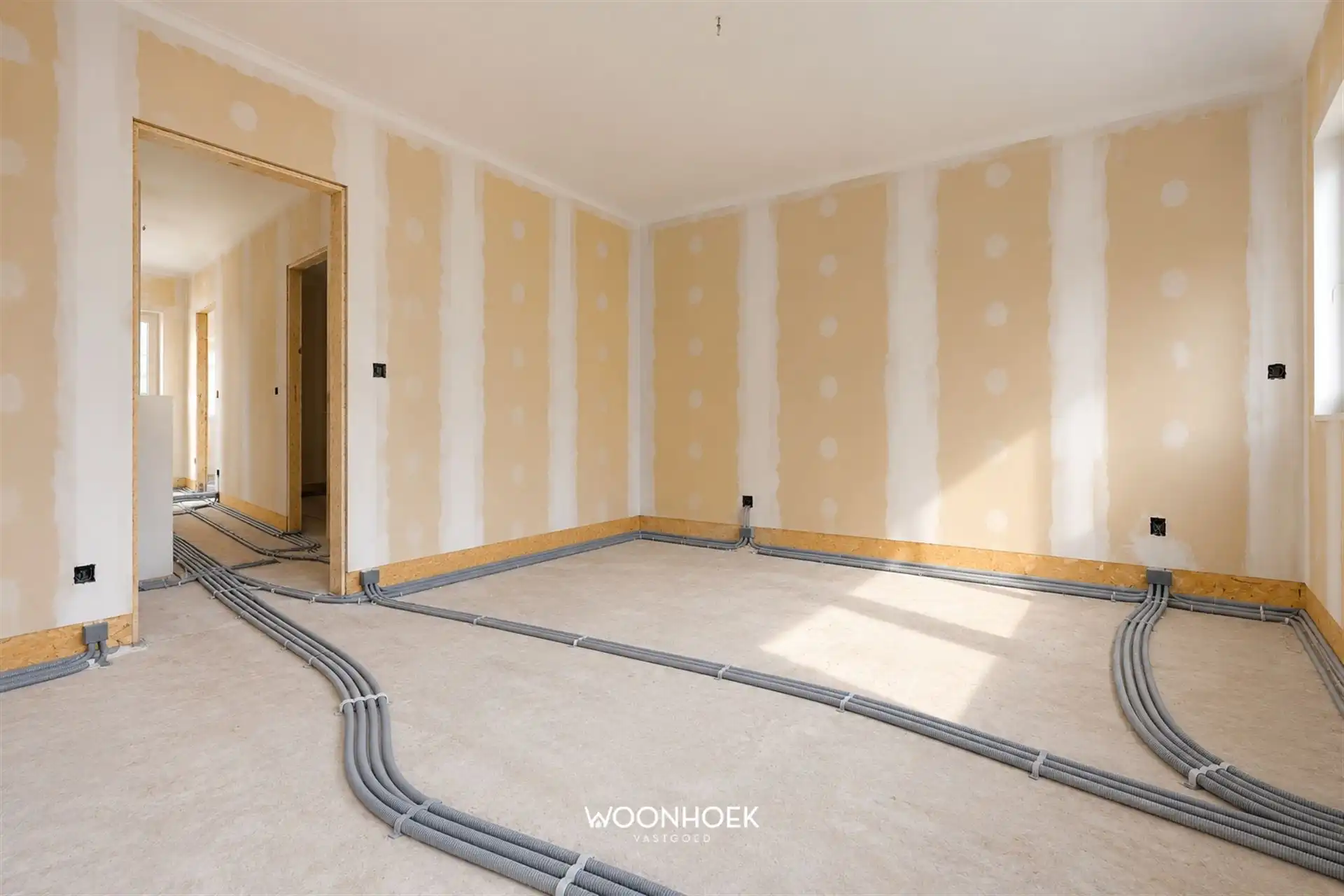 6- slpk ruwbouw-winddichtte woning in centrum foto 24