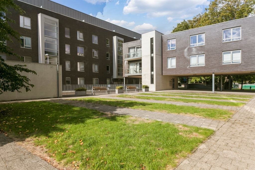 duplex met groot terras foto 13