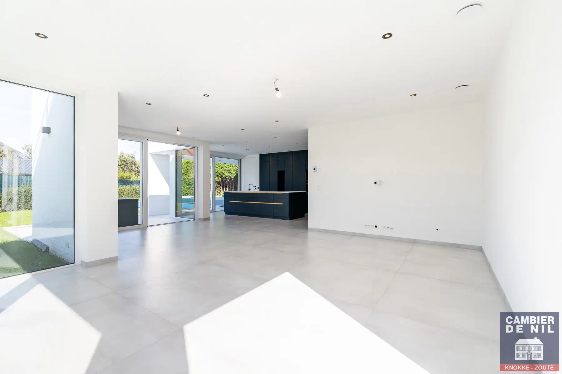 Prachtige ongemeubelde nieuwbouwwoning nabij het centrum van Knokke, gelegen in het rustige Izabellapolder. foto 5