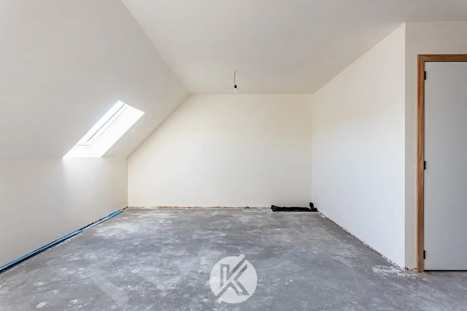 Halfopen nieuwbouwwoning op een rustige ligging foto 16