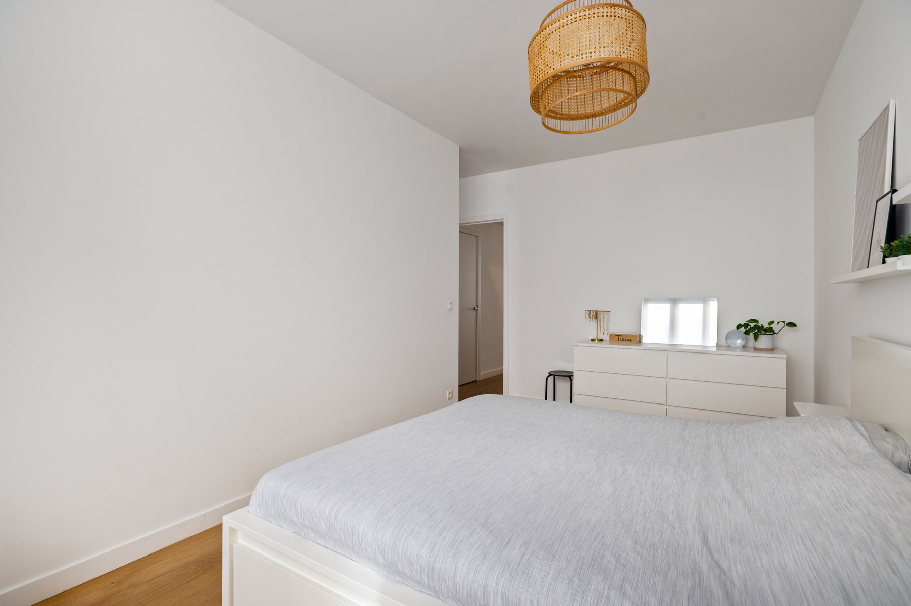 Energiezuinig gelijkvloers appartement met terras en tuin foto 17