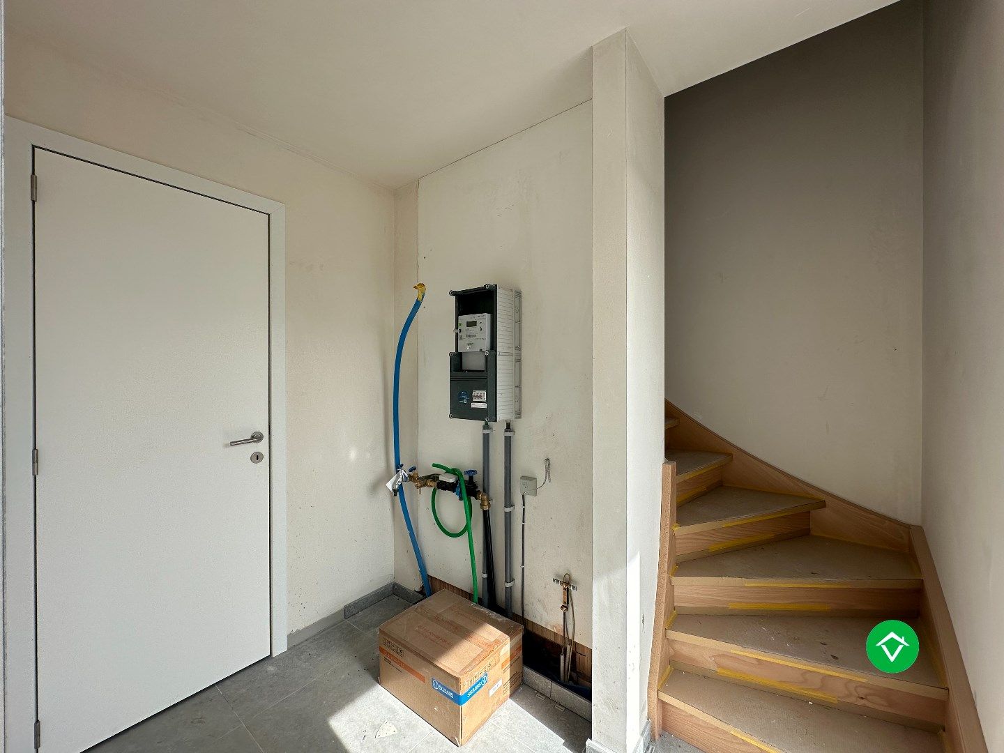 Halfopen nieuwbouwwoning met 3 slaapkamers te Koekelare  foto 2