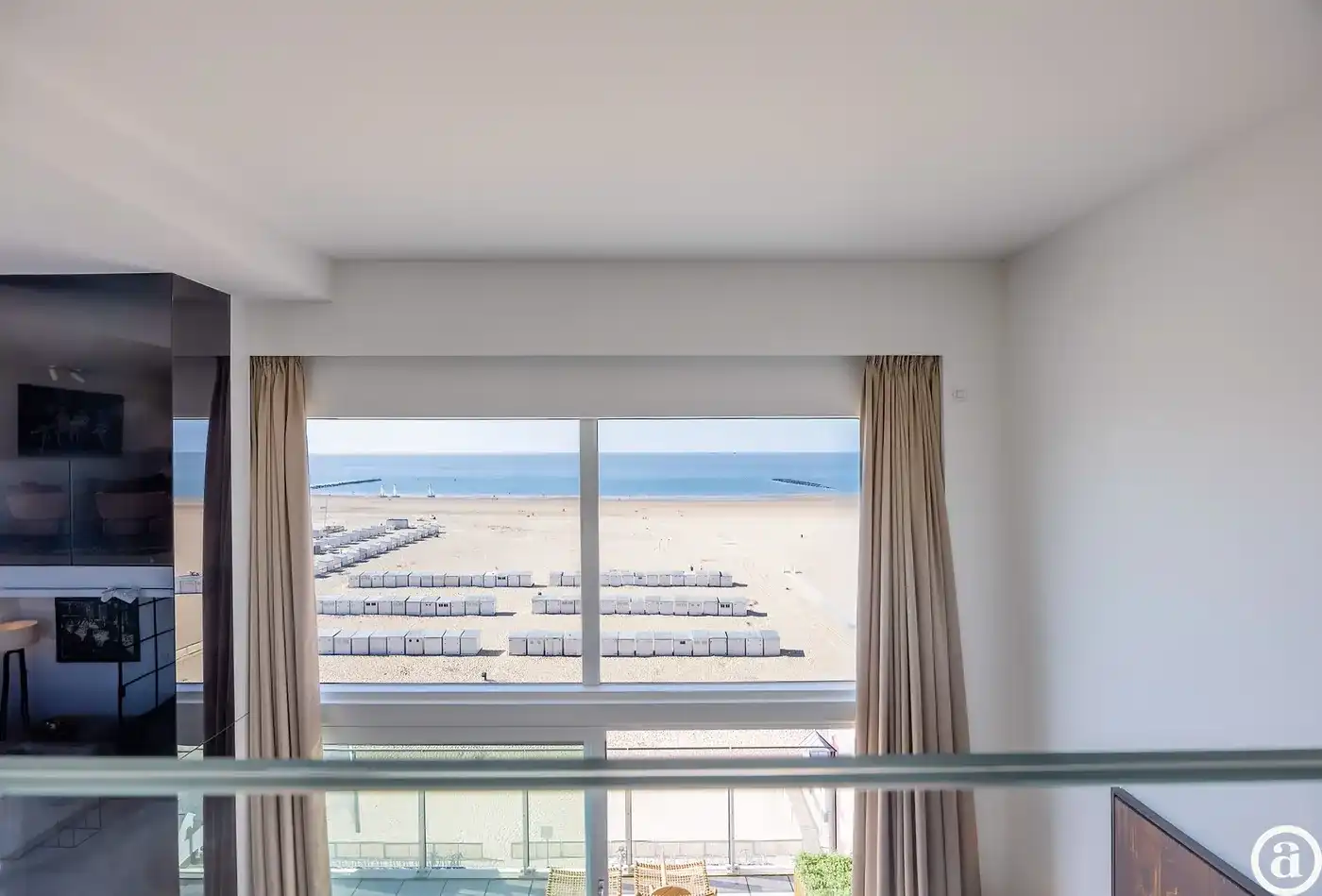 Exclusieve mezzanine met panoramisch zeezicht (406m²). foto 28