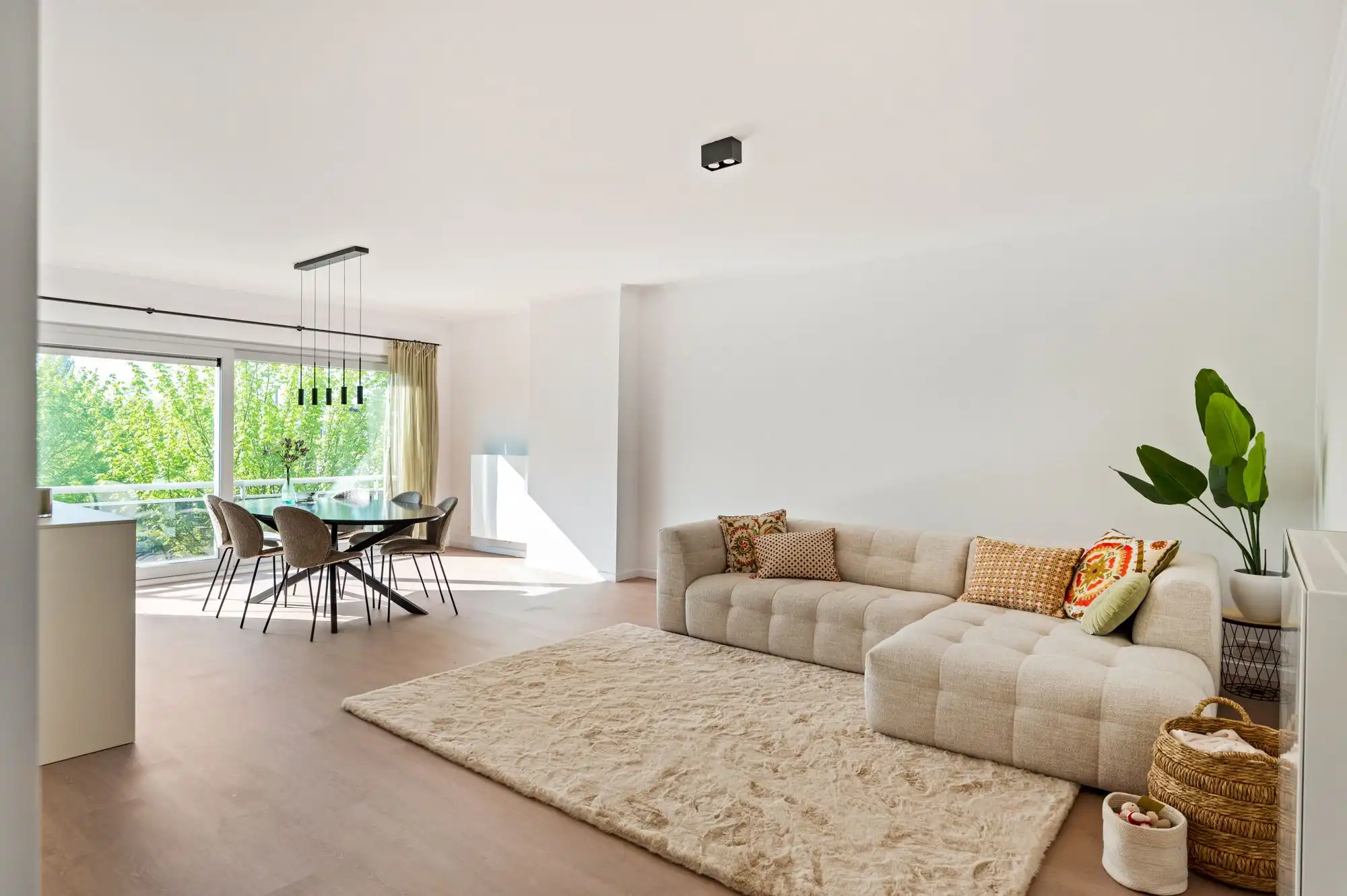 Prachtig ruim appartement nabij het centrum van Brasschaat. foto 11