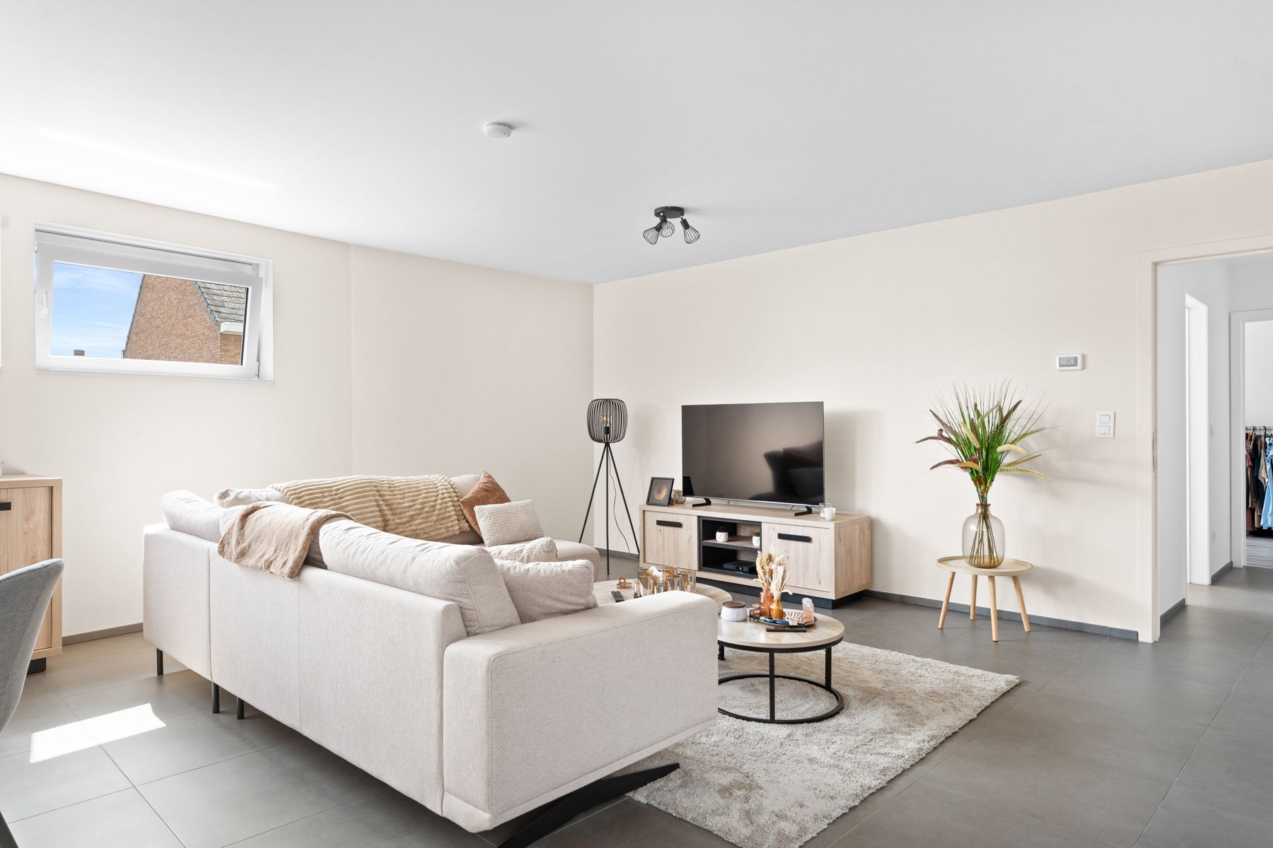 Modern 2-slaapkamerappartement in kleinschalige residentie foto 3