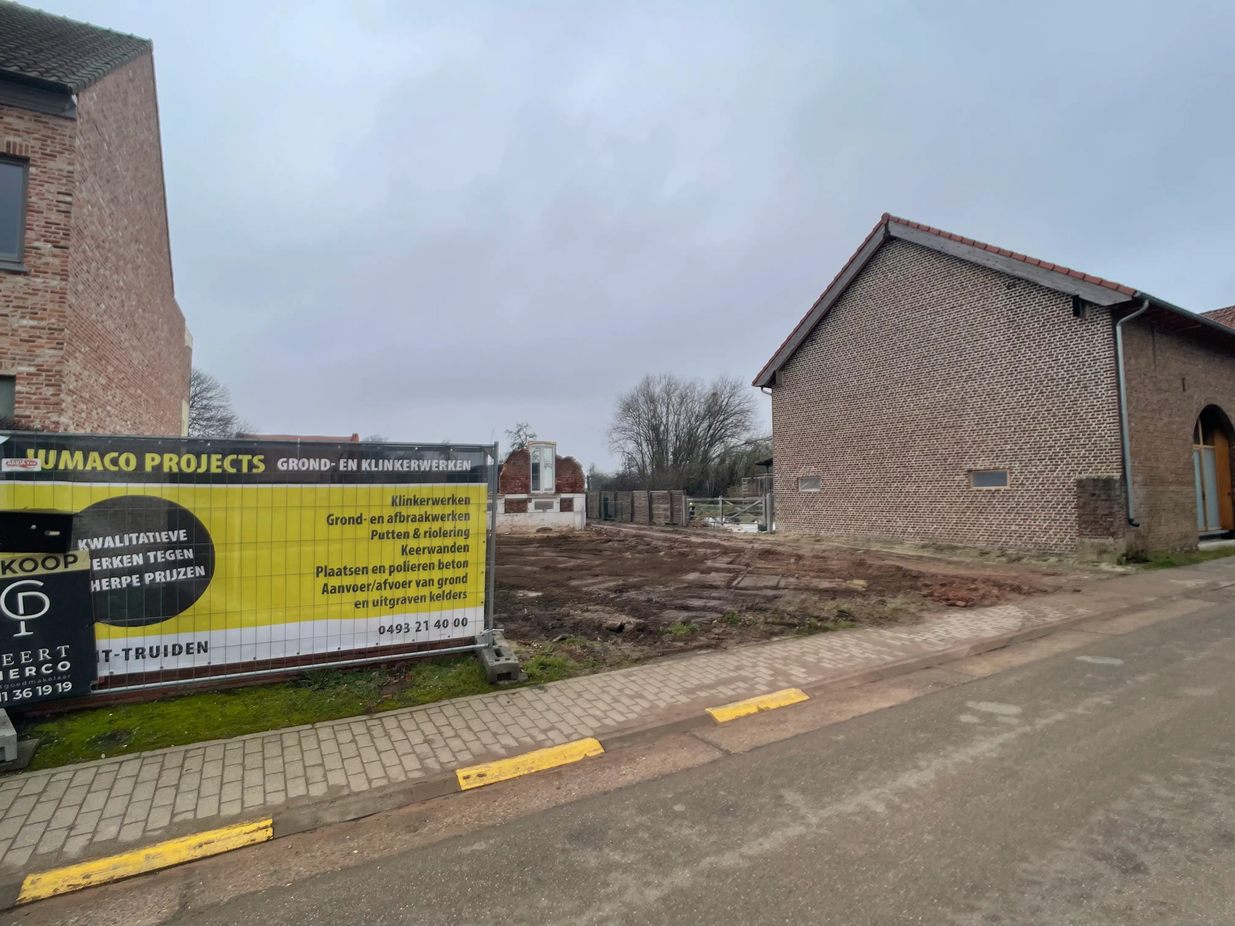 Projectgrond met een oppervlakte van 12a78ca. foto 3