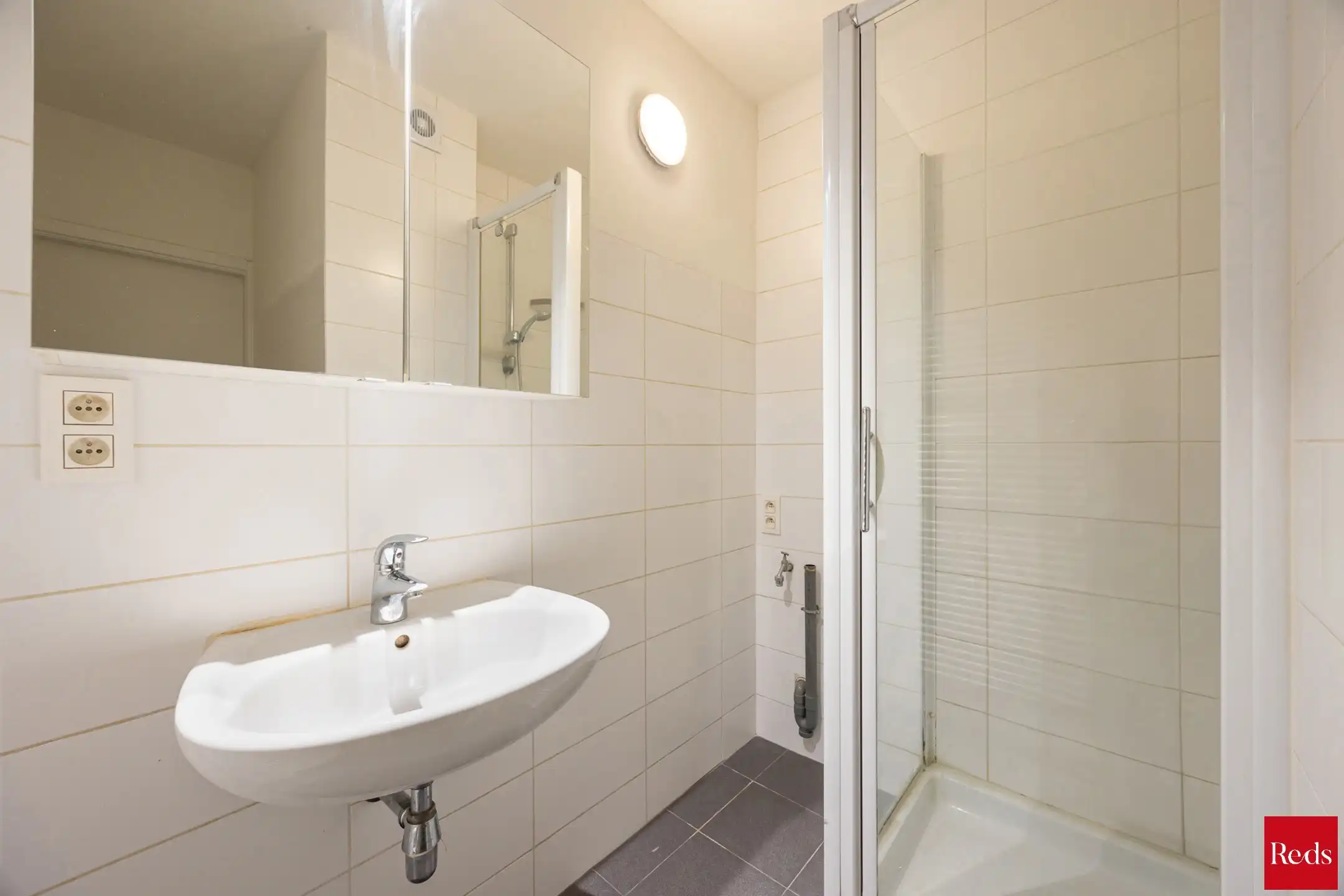 Volledig gerenoveerd appartement in een kleinschalig gebouw foto 13