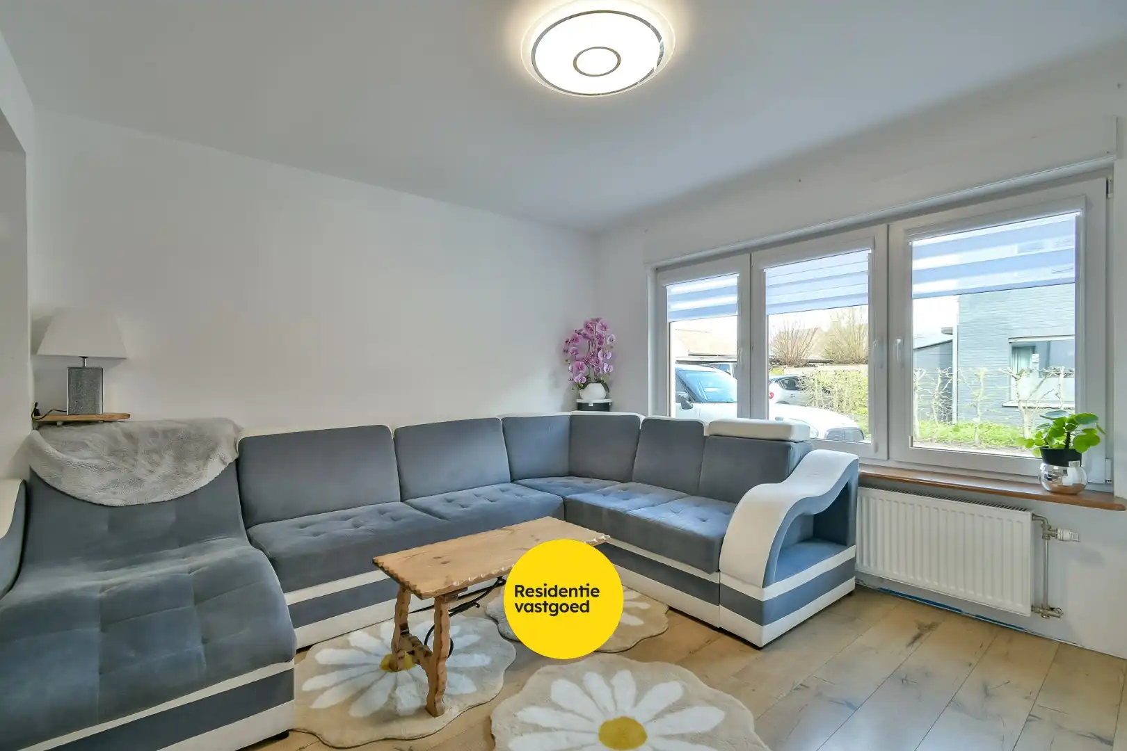 Halfopen woning met verhuurde buitenunit – extra inkomsten vanaf dag één! foto 2