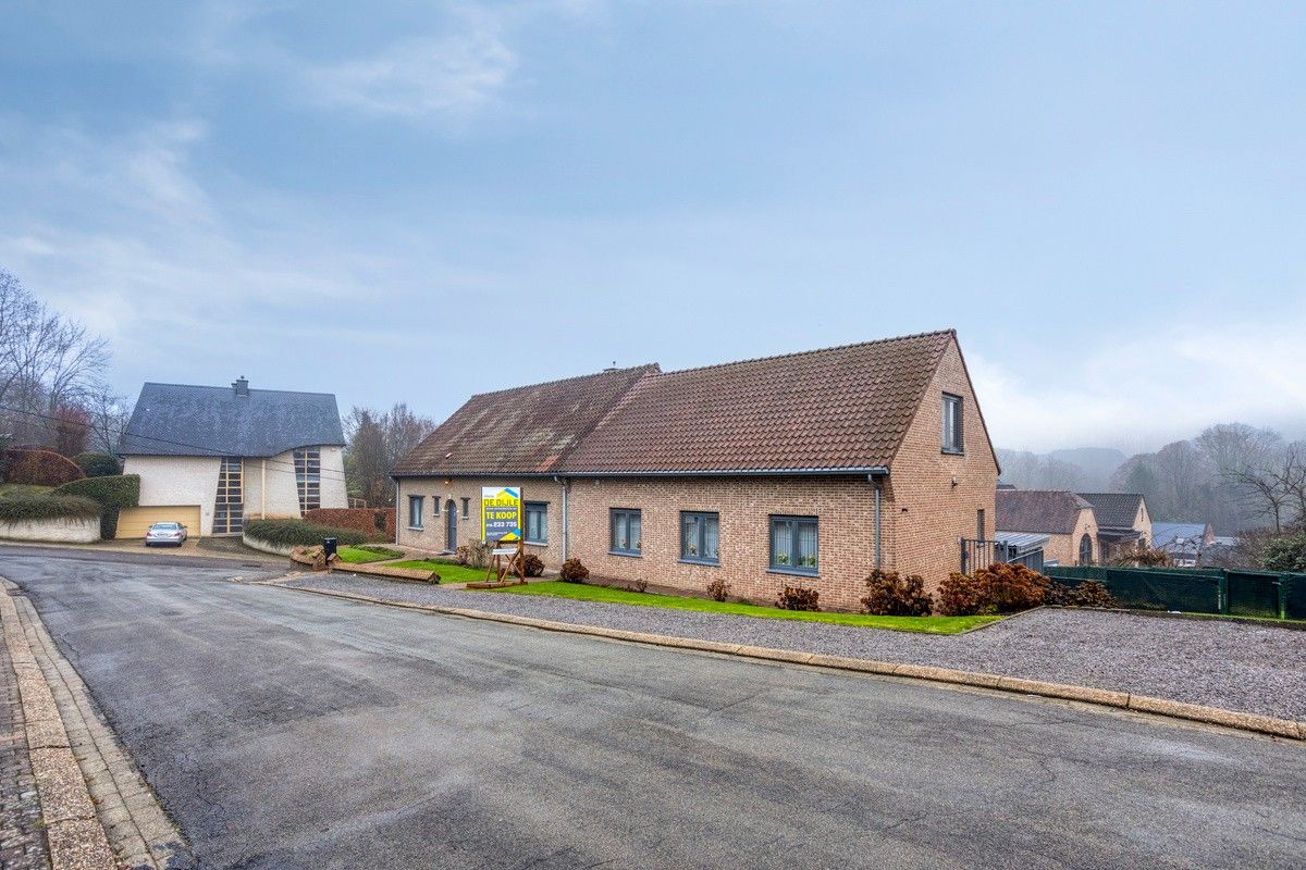 Zeer ruime villa van ca. 475m² - 6 kamers - 3 badkamers (mogelijks kangoeroewoning) nabij centrum Overijse foto 3