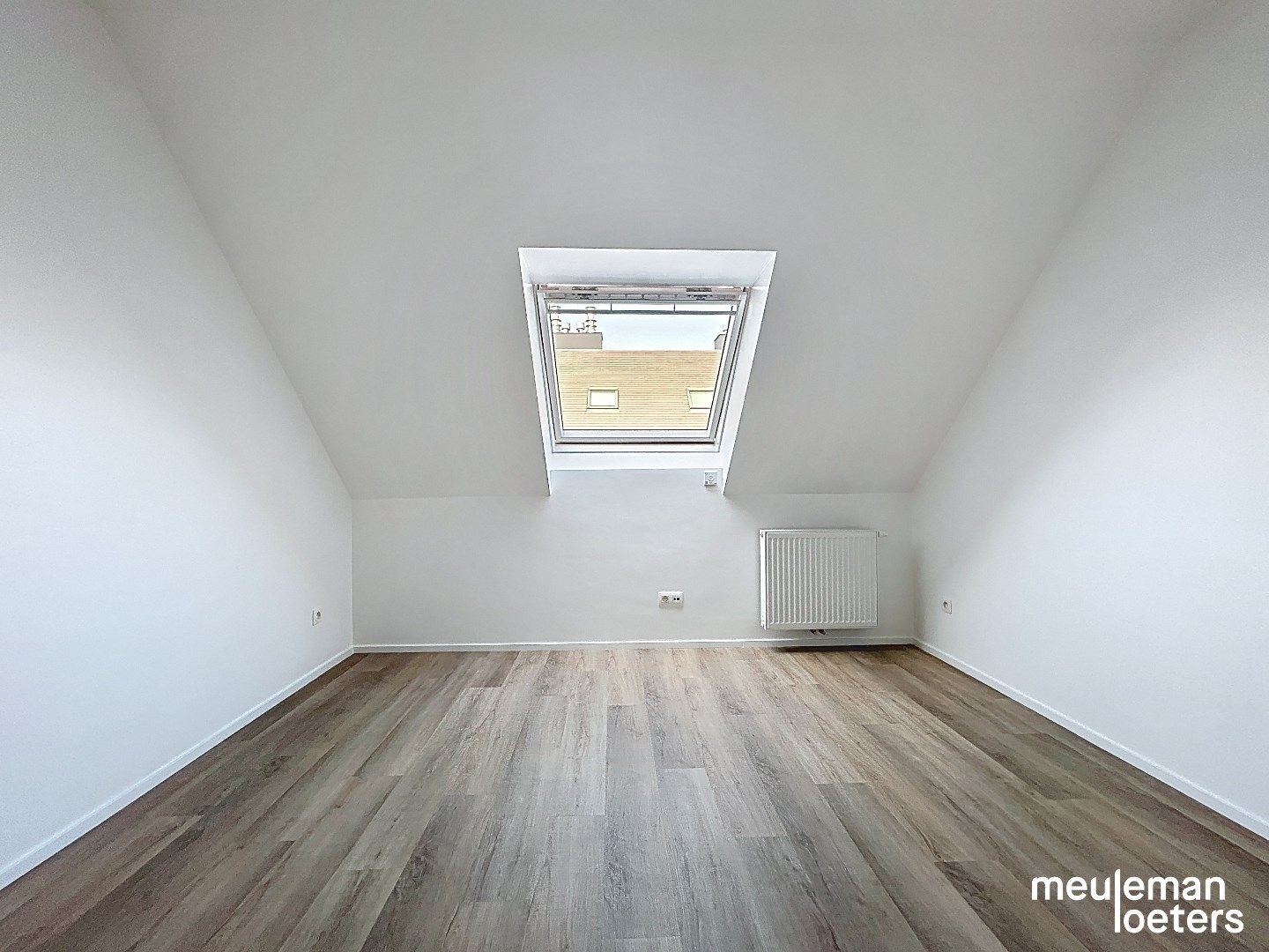 Nieuwbouw bel-etagewoning met terras foto 15