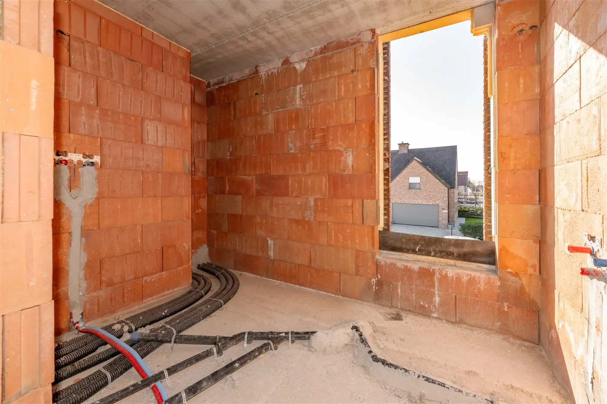 Nieuwbouwwoning foto 16