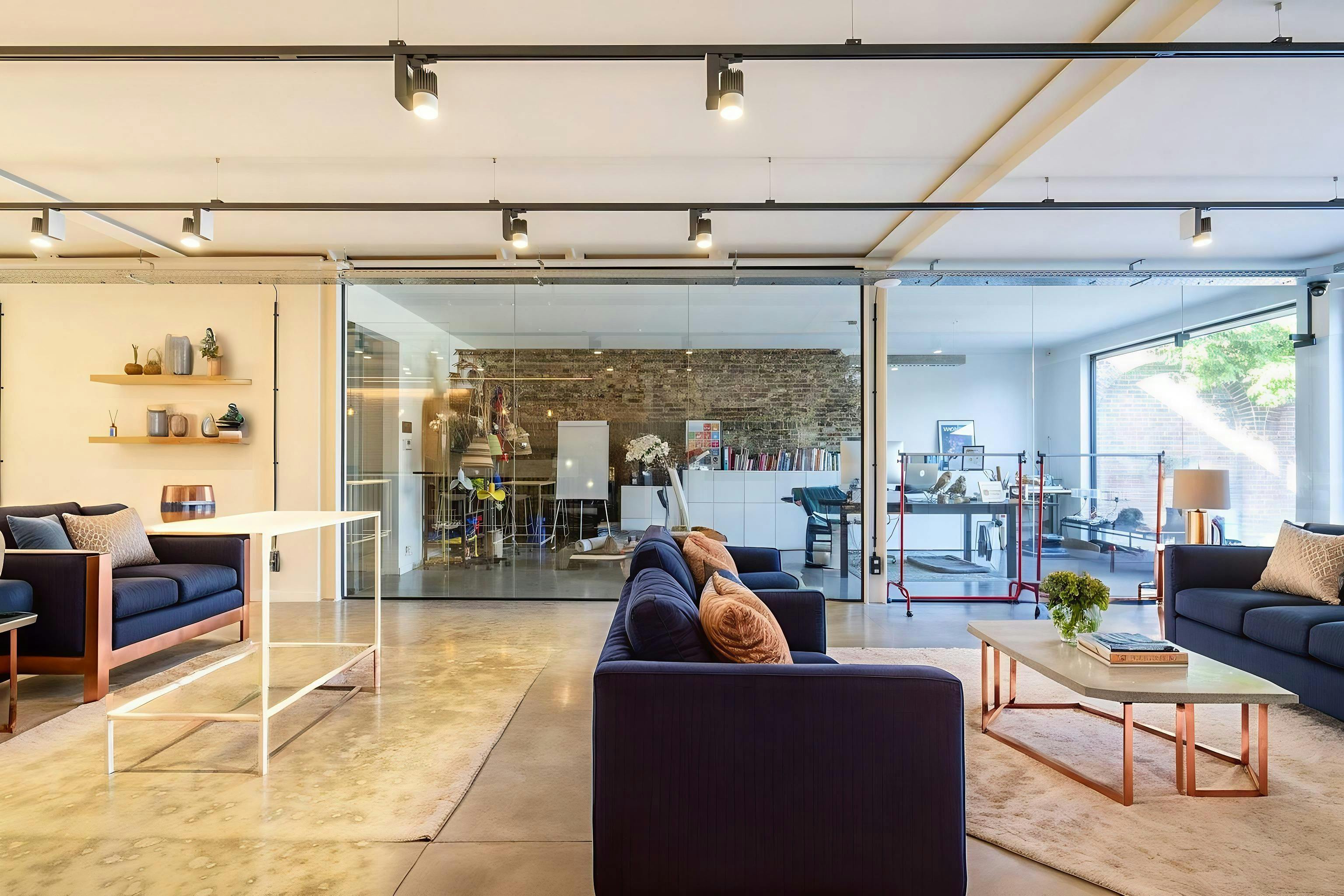 Prachtig gerenoveerde herenwoning te koop met uitweg  foto 19