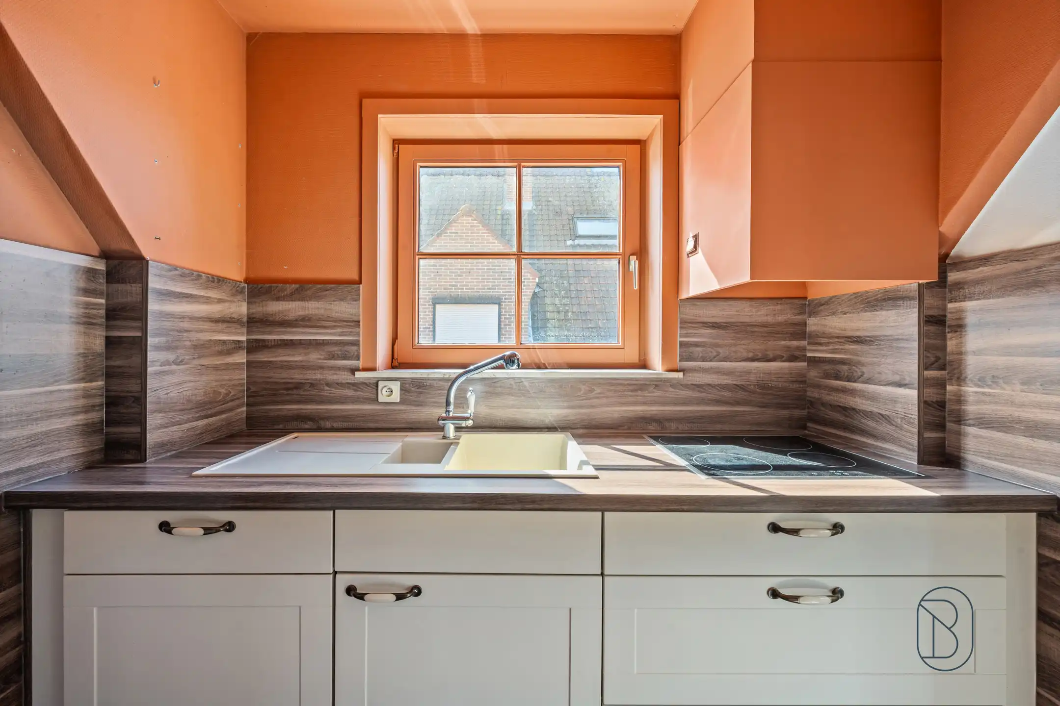 Instapklaar 2-slaapkamerappartement met garage in Harelbeke foto 8