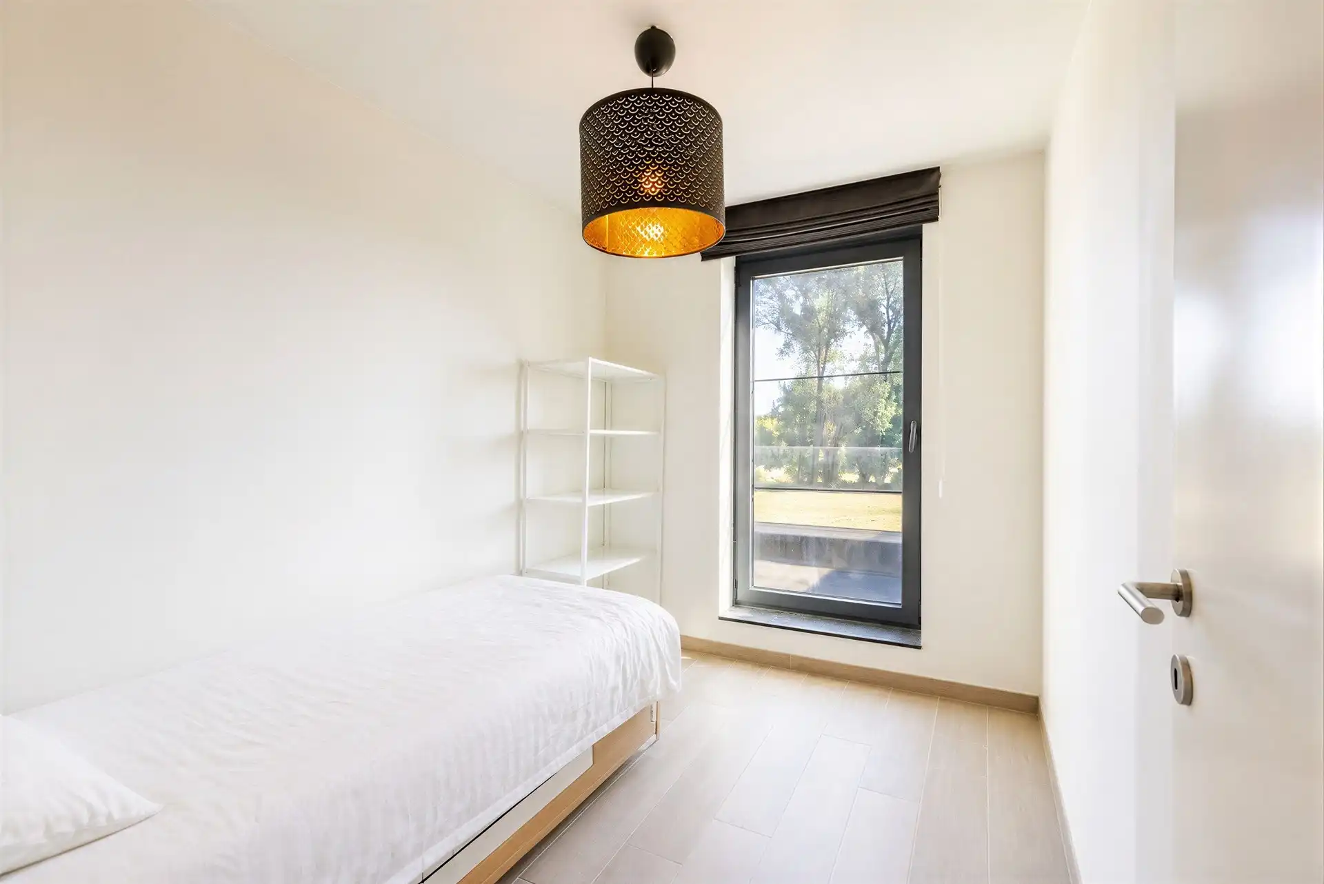 Penthouse met 3 slaapkamers, dressing en panoramisch zicht op het groen te Lede foto 17