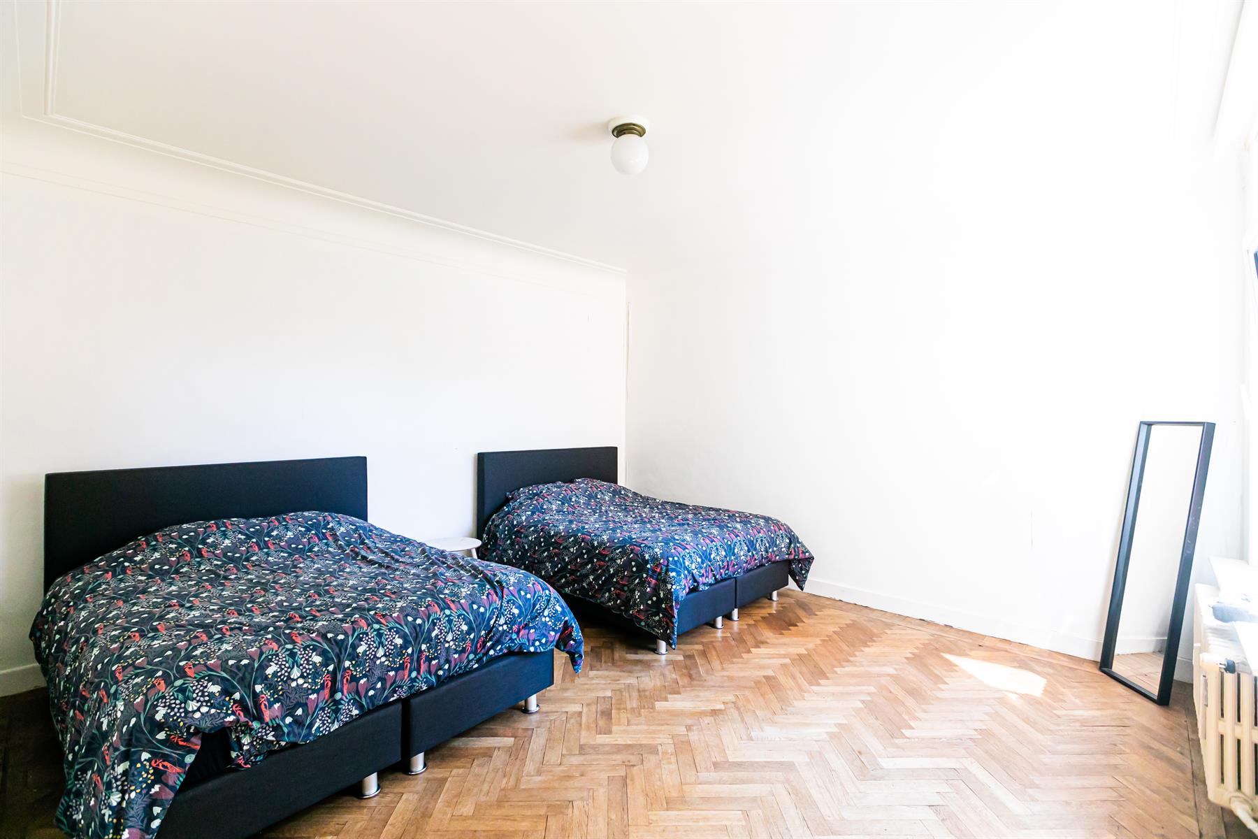 Gemeubeld 3 slaapkamer appartement op rustige locatie foto 7