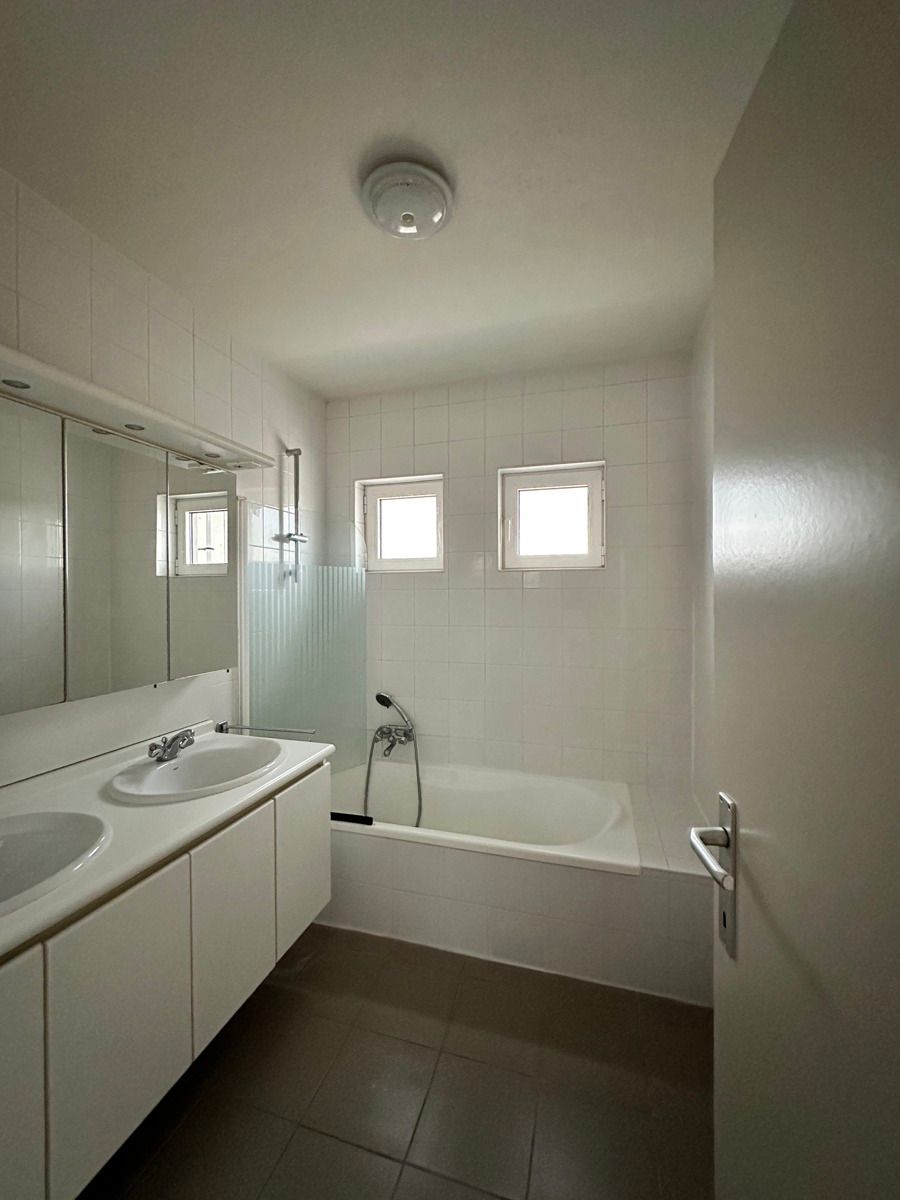 Royaal appartement (117 m²) met tuin, zuidwest-terras en parkings foto 15