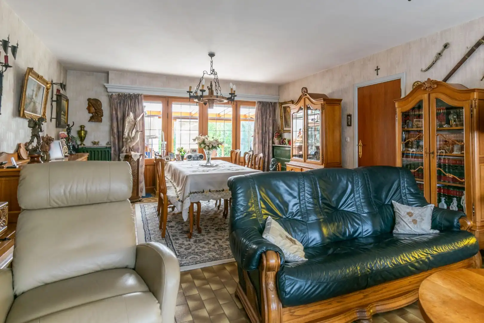 RUIME WONING MET 3 SLAAPKAMERS, GARAGE & TUIN ! foto 14