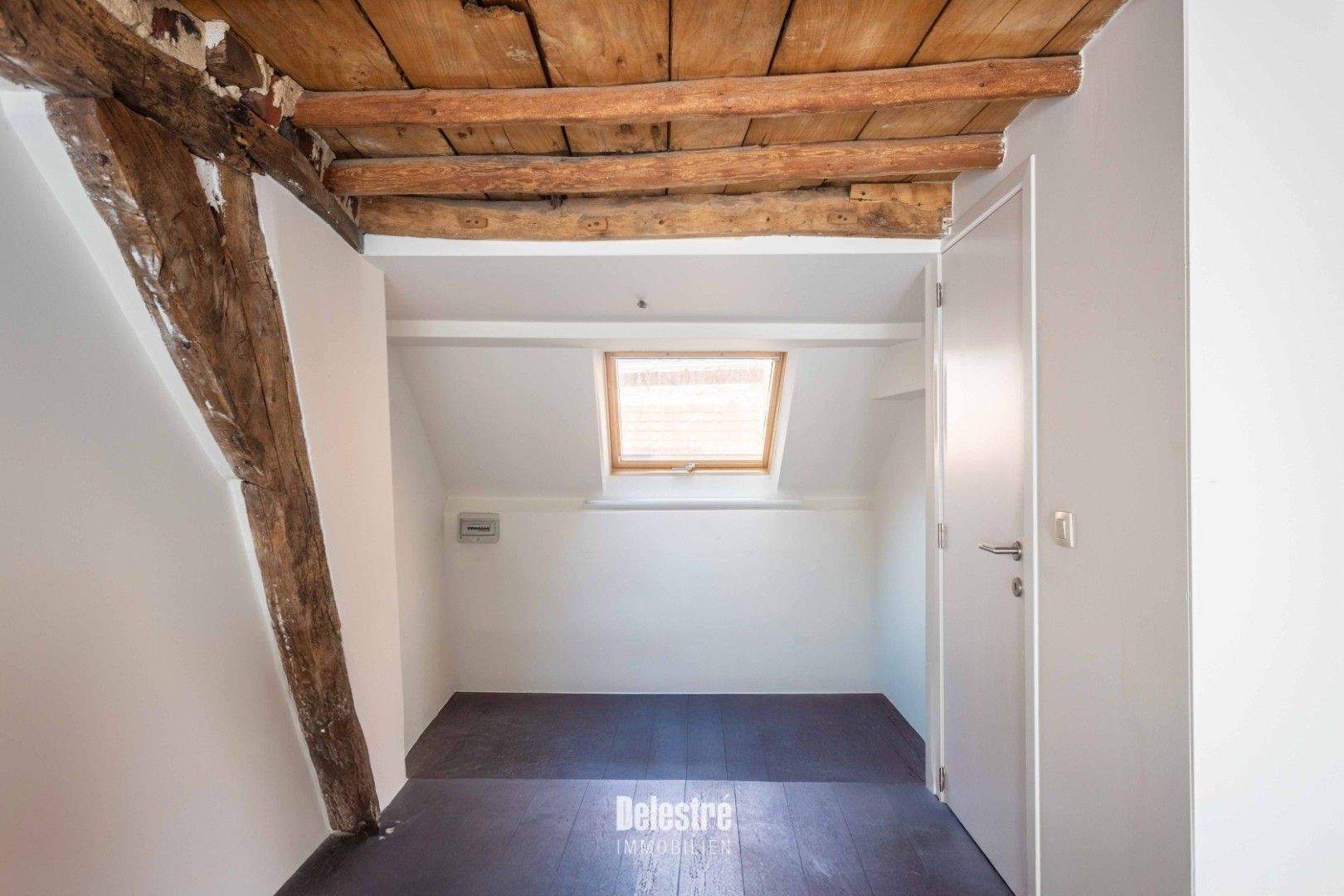 ENERGIEZUINIGE, LUXUEUS INGERICHTE HANDELSEIGENDOM MOLENSTRAAT foto 22