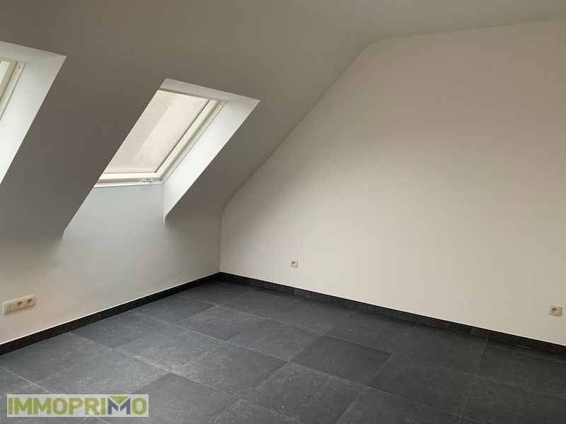 Nieuwbouw Praktijkruimte met Duplex Appartement (3 Slaapkamers) en Tuin foto 19