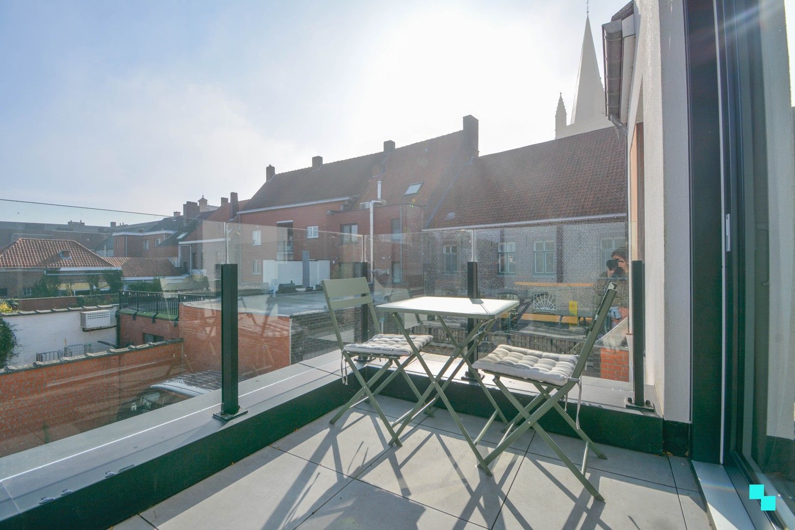 Aantrekkelijk appartement pal in het centrum van Hooglede foto 14