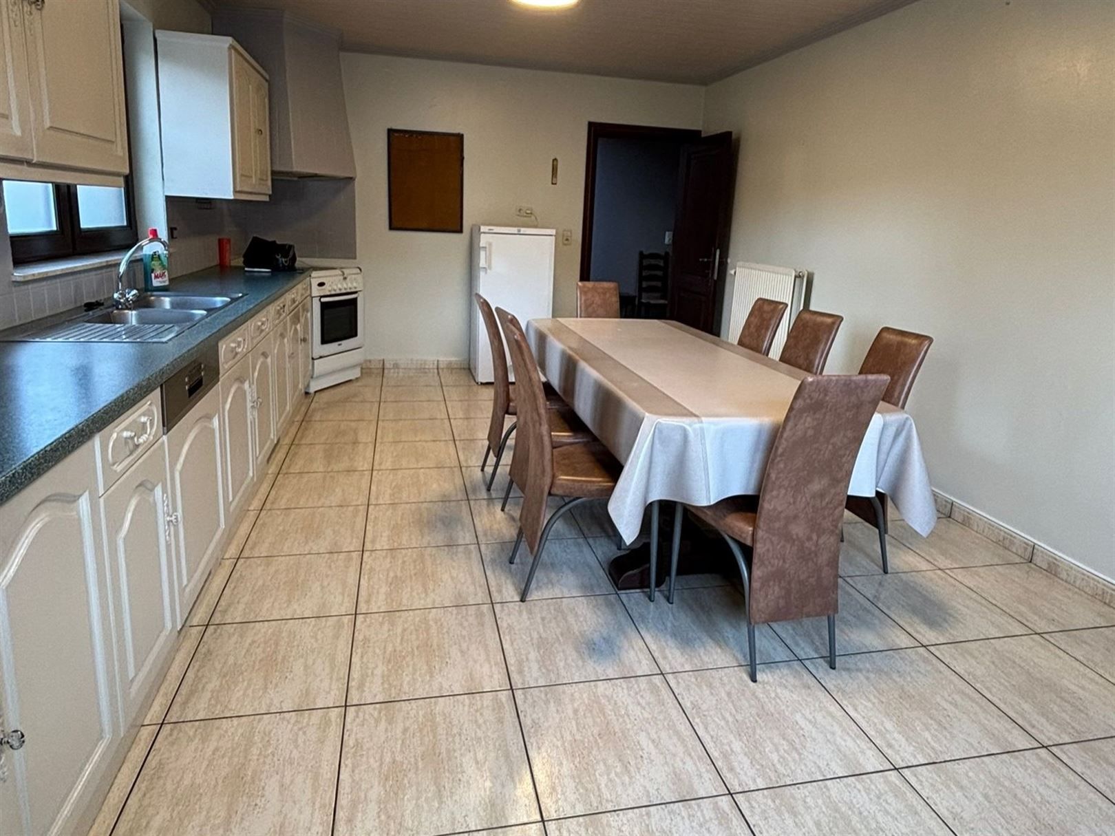 TE HUUR: Vrijstaande woning met 3 slaapkamers te Leopoldsburg! foto 6