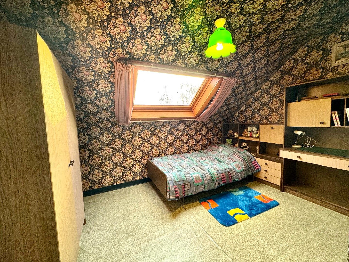 TE RENOVEREN WONING MET 4 SLPKS, TUIN EN DUBBELE GARAGE foto 22