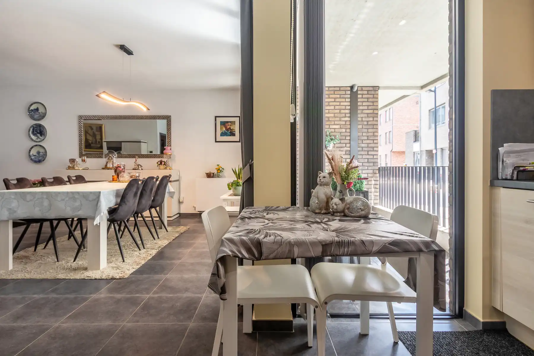 Gelijkvloersapp met 2 slaapkmrs, 2 terrassen + parkeerplaats foto 8