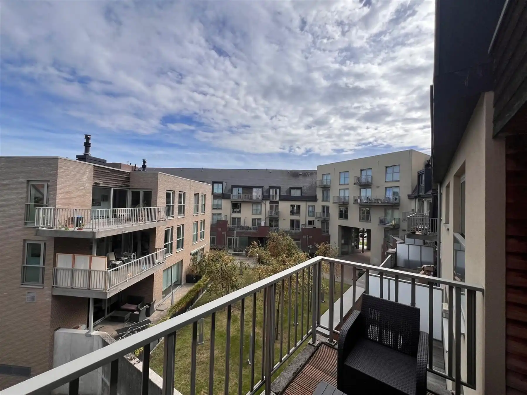 Ruim en stijlvol appartement te huur in Residentie IJsfabriek, centrum Strombeek-Bever foto 5