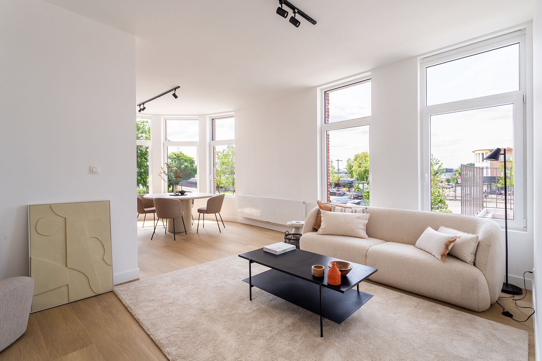 Stijlvol gerenoveerd 2-slaapkamerappartement foto 2