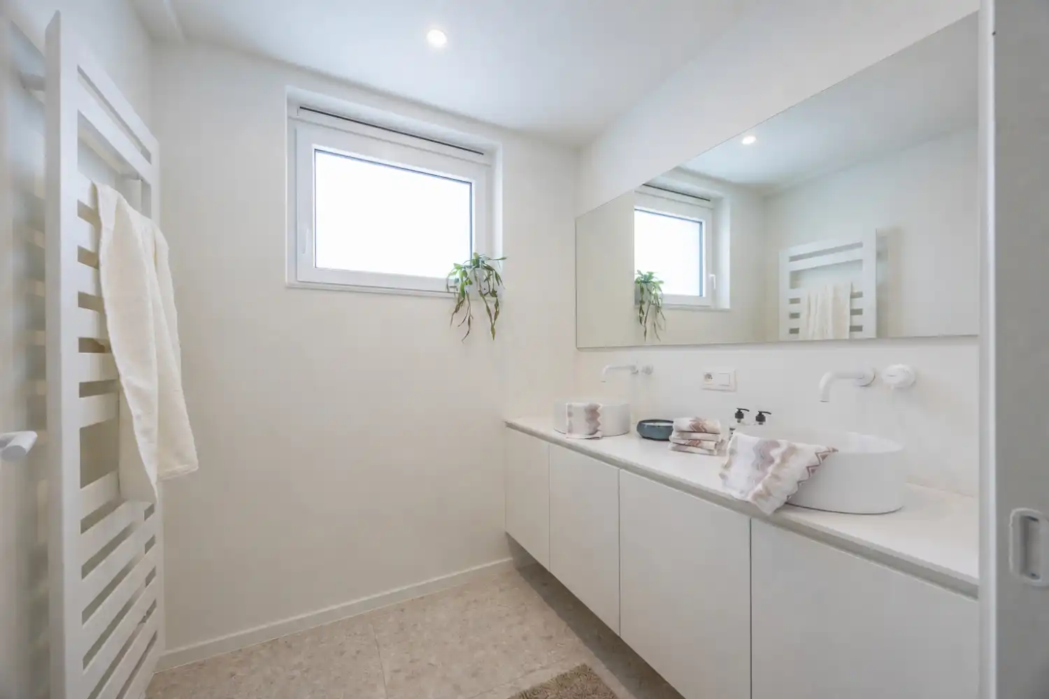 Exclusief drie slaapkamer appartement met zeezicht foto 11