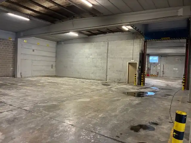 4 magazijnen met verschillende afmetingen in Sint-Niklaas foto 7