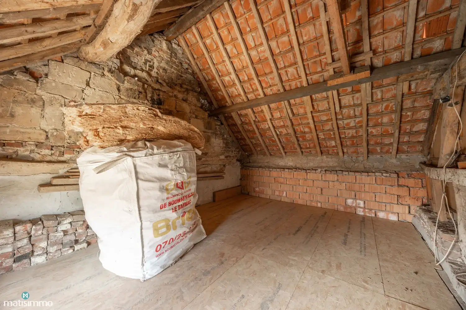 LANDELIJKE GEZINSWONING MET (MOGELIJKHEID TOT) 3 SLAAPKAMERS EN TUIN MET VRIJSTAANDE GARAGE IN MILLEN (RIEMST) foto 20