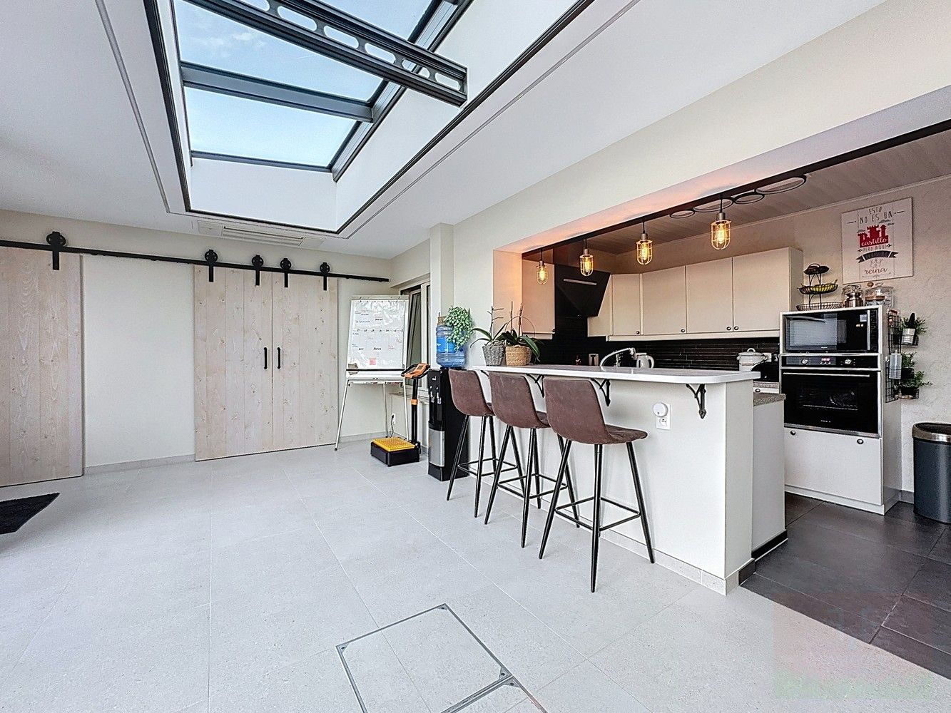 Instapklare, eigentijdse en energiezuinige bungalow met 3 slaapkamers, tuin en inpandige garage foto 14