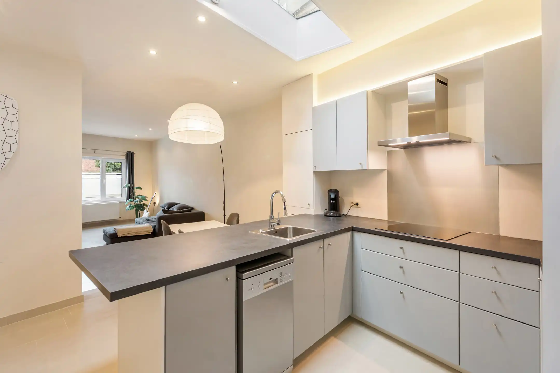 Gerenoveerde woning in charmante Zichen foto 5