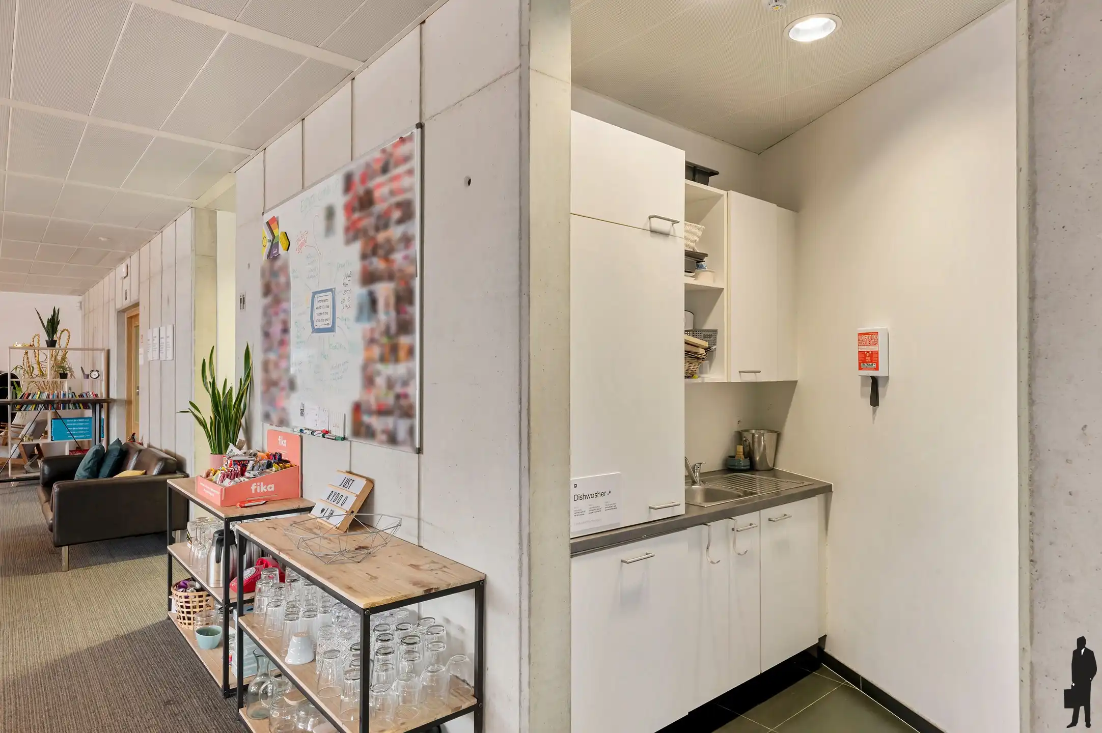 4 gerenoveerde kantoorruimtes (geheel of gedeeltelijk te huren) in een karaktervolle geklasseerde herenwoning met uitstekende bereikbaarheid en ruime parkeervoorzieningen. foto 27