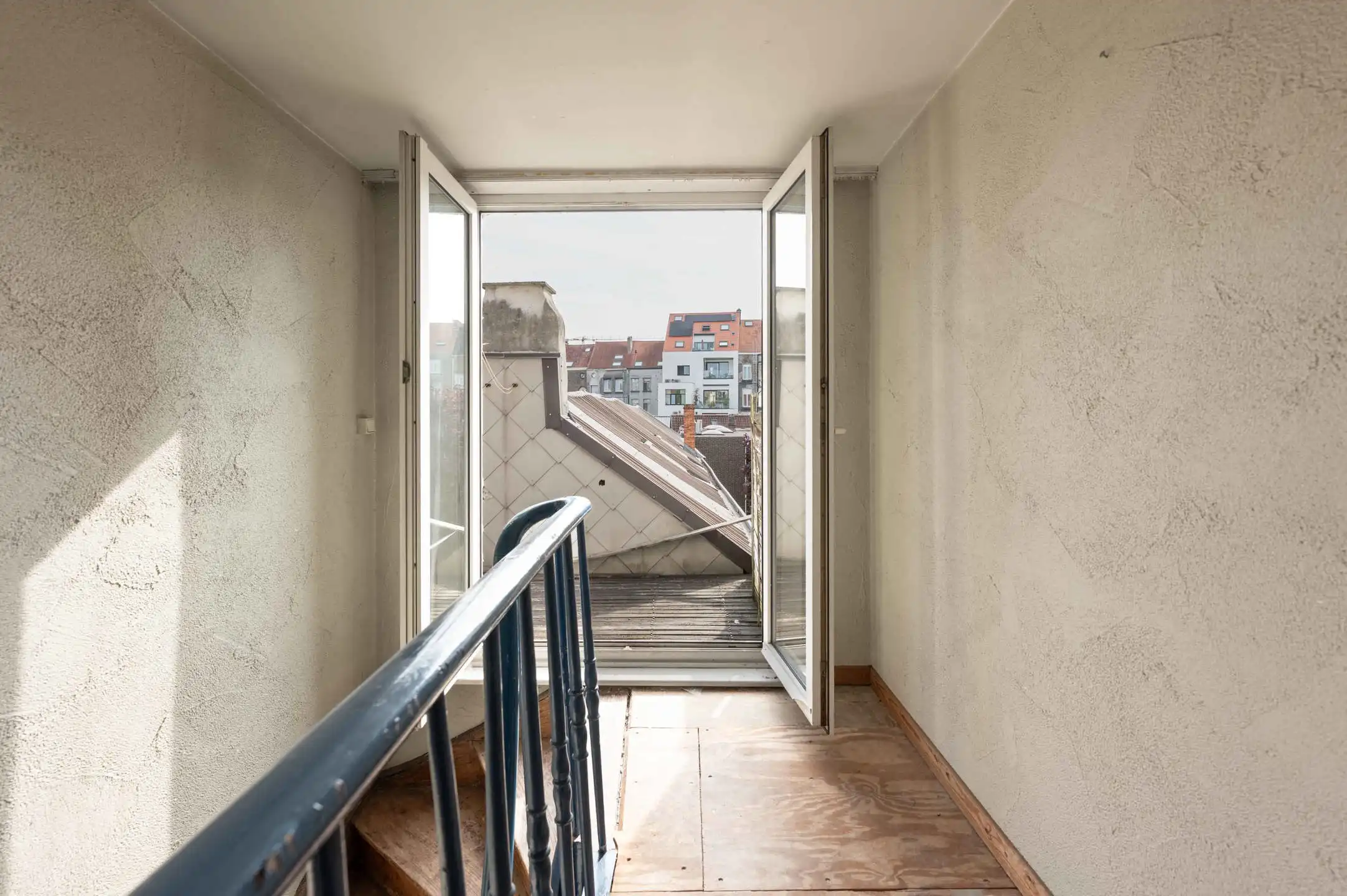 Karaktervol handelspand met duplex op toplocatie foto 15