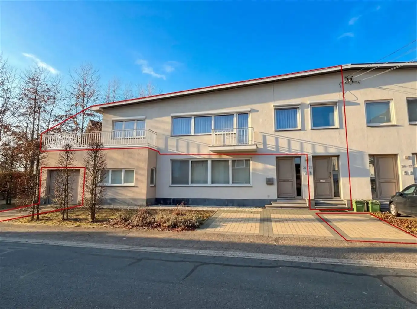 Luxe appartement voorzien van 4 slaapkamers, ruim terras, afgesloten garagebox en 2 autostaanplaatsen gelegen nabij het centrum van Maaseik. foto 20