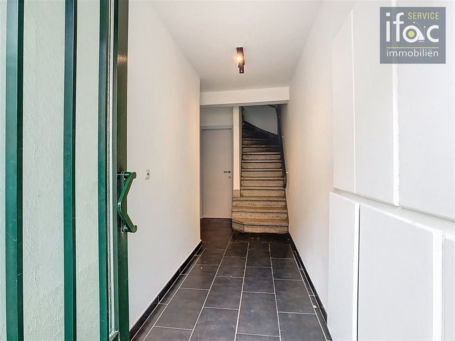 Opbrengsteigendom – 4 apts + garage foto 2